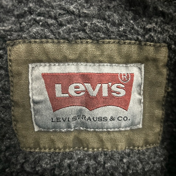 Levi's “CEO” Men Green Sherpa Lined Hooded Trucker Jacket Medium Bomber Carhartt - Picture 2 of 7